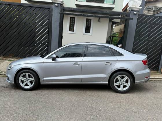 AUDI A3 1.4 TFSI SEDAN AMBIENTE 16V FLEX 4P TIPTRONIC AUDI A3 1.4 TFSI SEDAN AMBIENTE 16V FLEX 4P TIPTRONIC